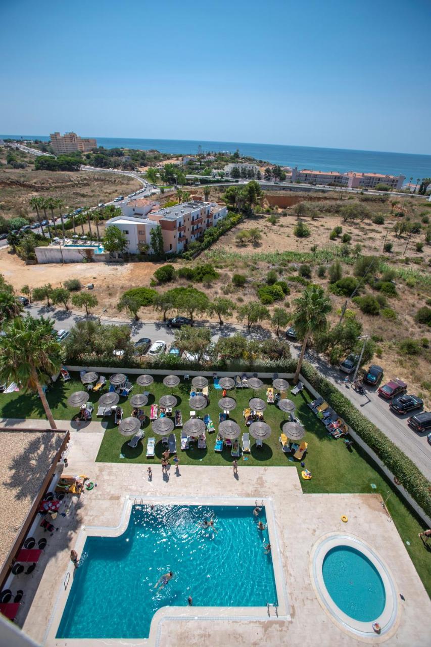 Interpass Vau Hotel Apartamentos Portimão Exteriör bild