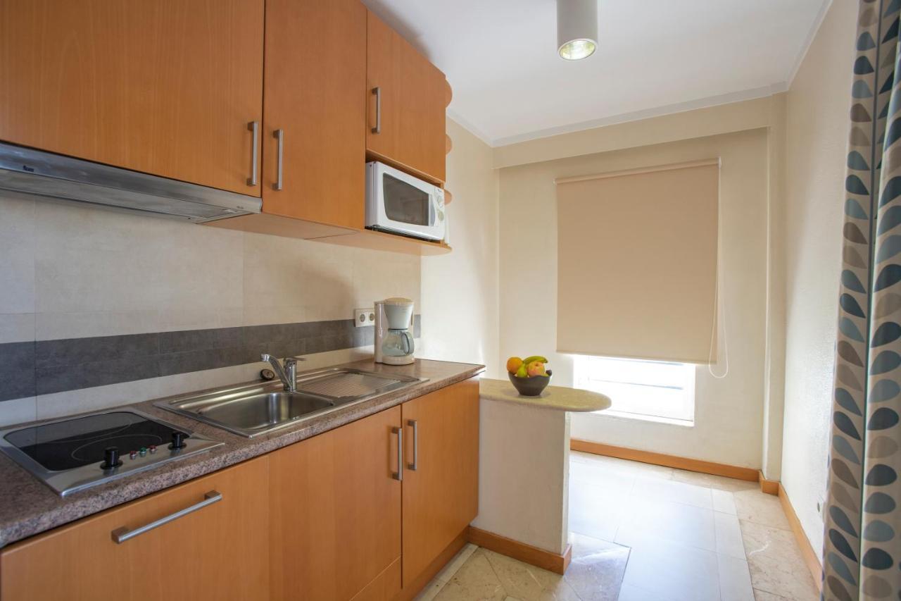 Interpass Vau Hotel Apartamentos Portimão Exteriör bild